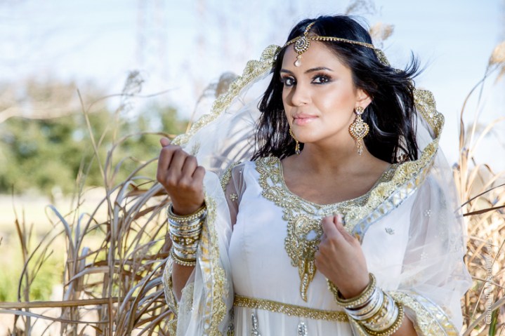 C. Baron Photography, Sugar Land Wedding Photographer, Sugarland Wedding Photogrpher, Oyster Creek Park, winter, sari, gold, BAPS Swaminarayan Sanstha, South Asian