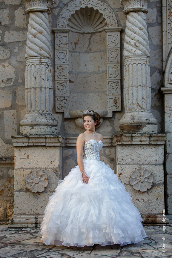 15th; C. Baron Photography; Houston Quince Photographer; Houston Quinceanera Photography; Quince; Quinceanera; dress; outdoors; park; ruffled skirt; sparkle; tiara; young woman; 