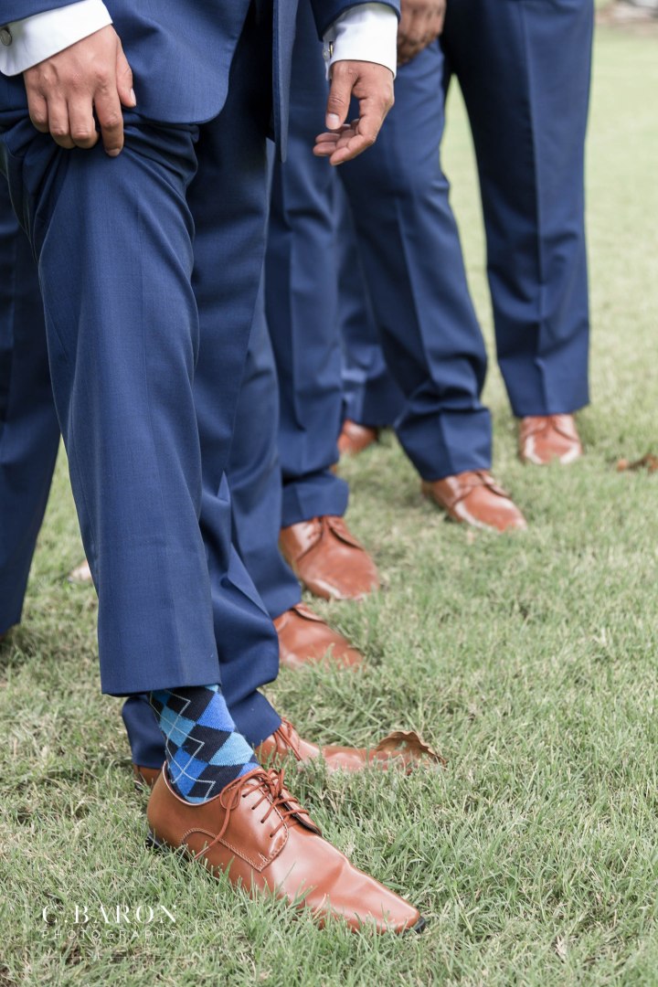 Pretty summer Big Sky Barn Wedding in Montgomery Texas near Lake