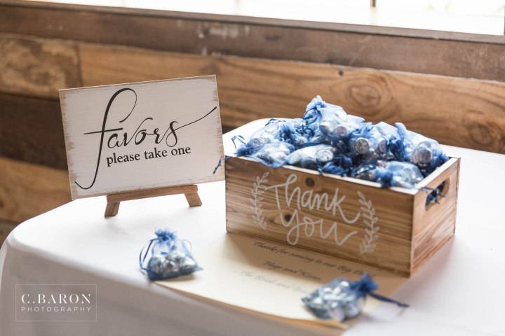 Pretty summer Big Sky Barn Wedding in Montgomery Texas near Lake