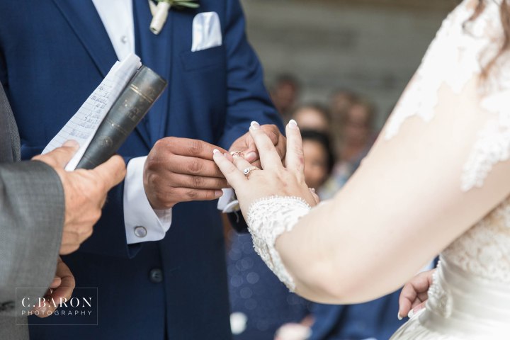 Pretty summer Big Sky Barn Wedding in Montgomery Texas near Lake