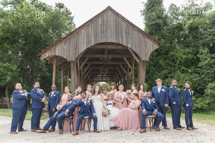 Pretty summer Big Sky Barn Wedding in Montgomery Texas near Lake