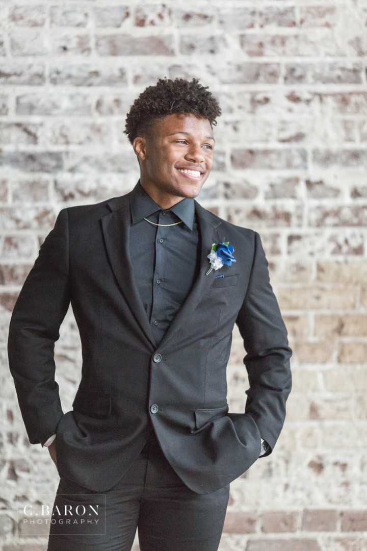 Fun Senior Portraits around Houston Texas