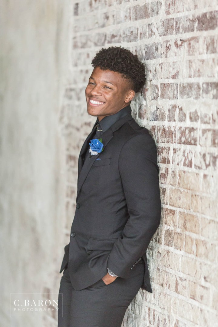 Fun Senior Portraits around Houston Texas
