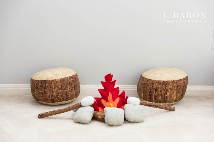 Lifestyle Newborn session in home in Houston Texas