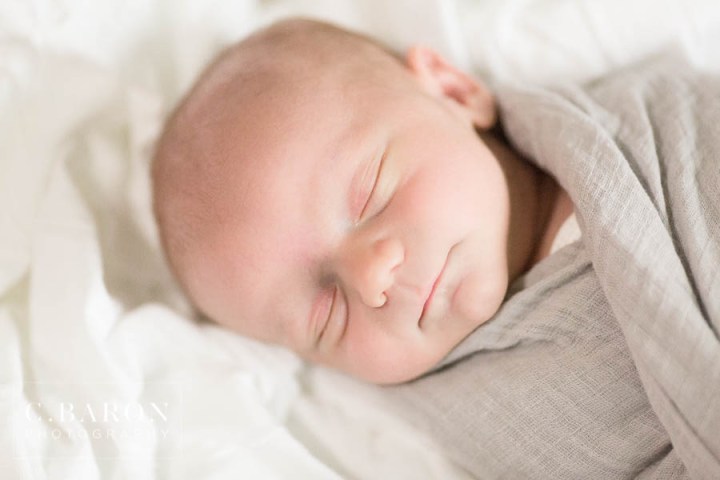 Lifestyle Newborn session in home in Houston Texas