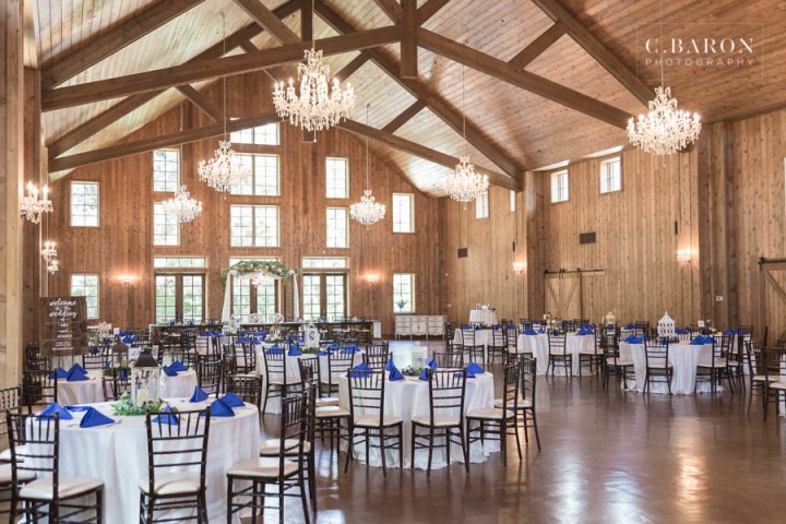 Fun summer wedding at the Carriage House in Conroe Texas