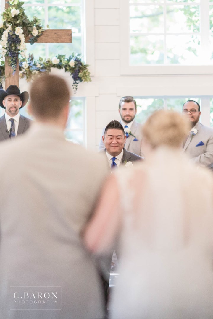 Fun summer wedding at the Carriage House in Conroe Texas