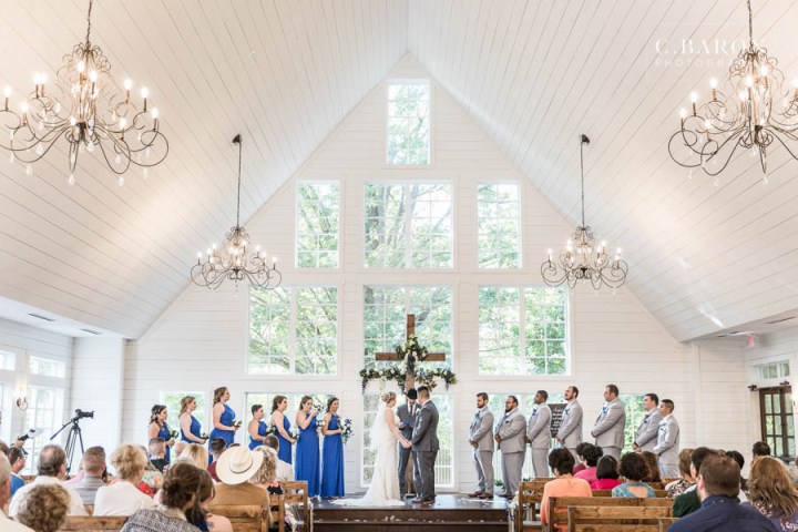 Fun summer wedding at the Carriage House in Conroe Texas