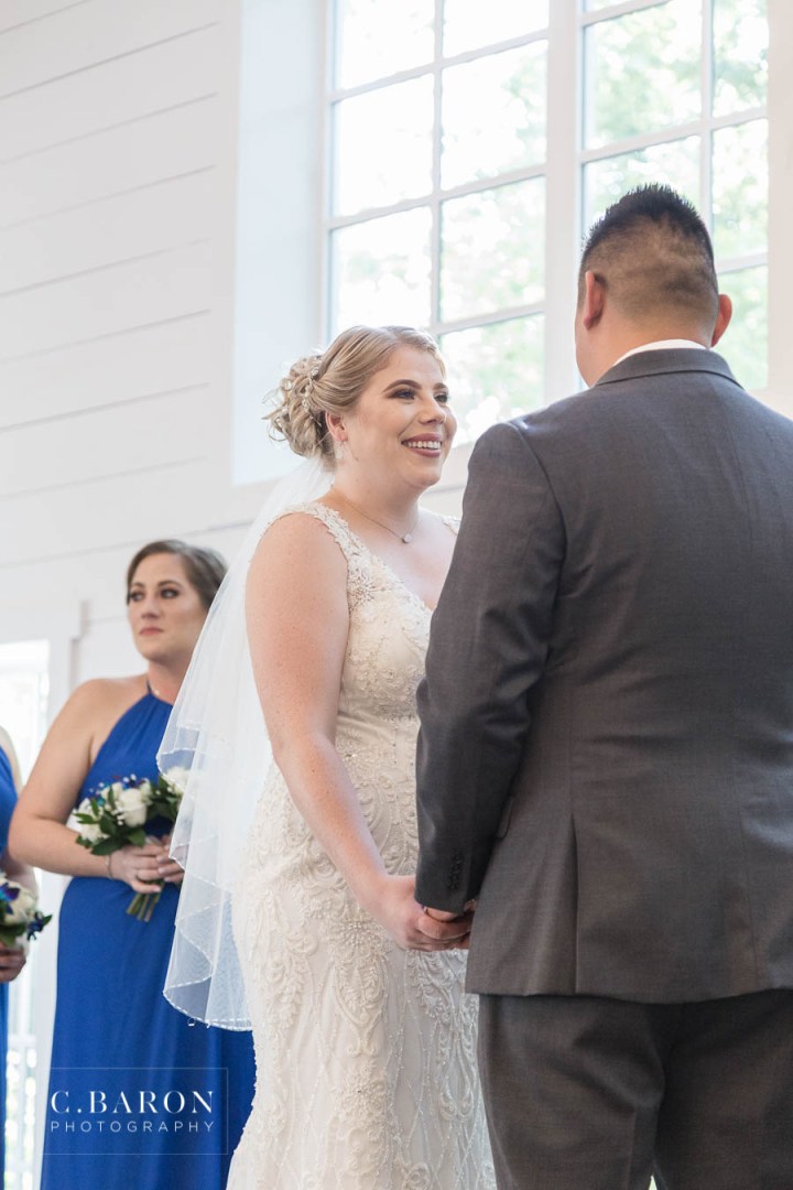 Fun summer wedding at the Carriage House in Conroe Texas