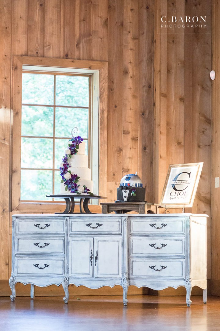 Fun summer wedding at the Carriage House in Conroe Texas