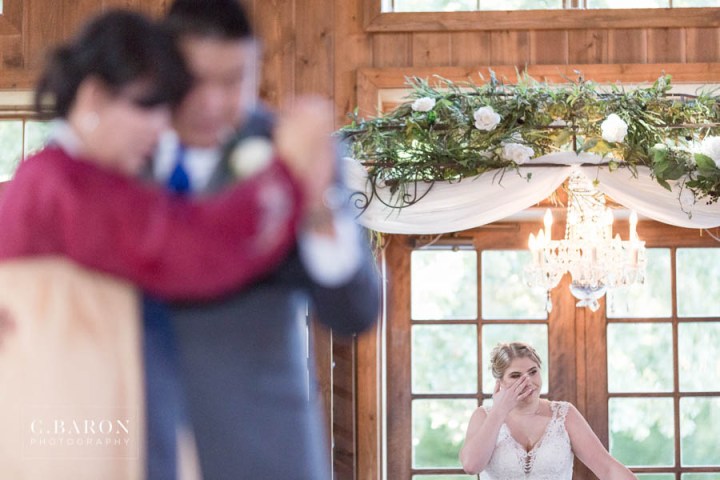 Fun summer wedding at the Carriage House in Conroe Texas