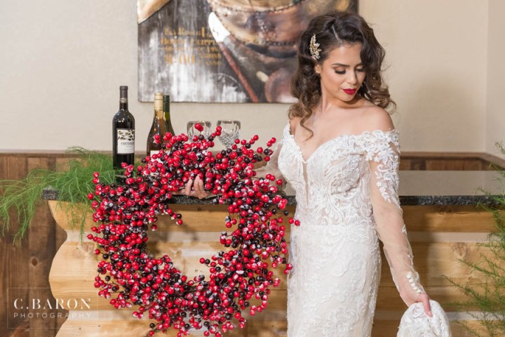 Pretty wedding editorial at the Falls Event Center in Waller Tex