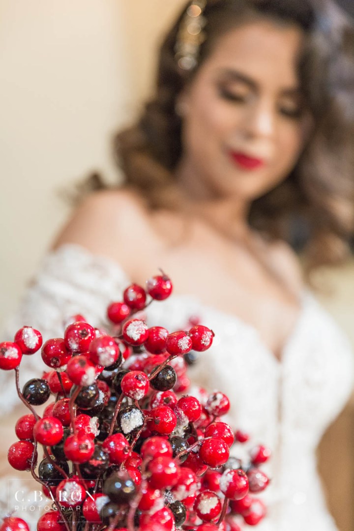 Pretty wedding editorial at the Falls Event Center in Waller Tex