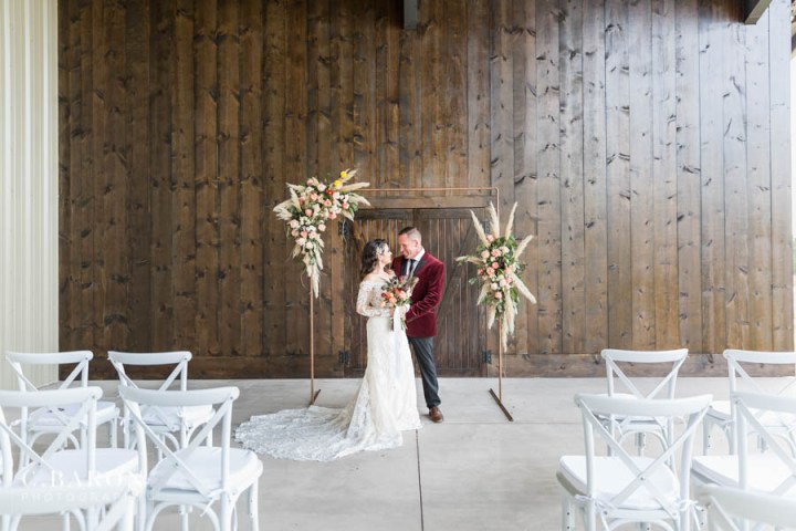 Pretty wedding editorial at the Falls Event Center in Waller Tex