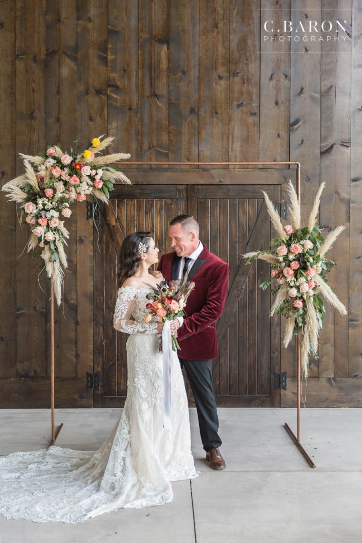 Pretty wedding editorial at the Falls Event Center in Waller Tex