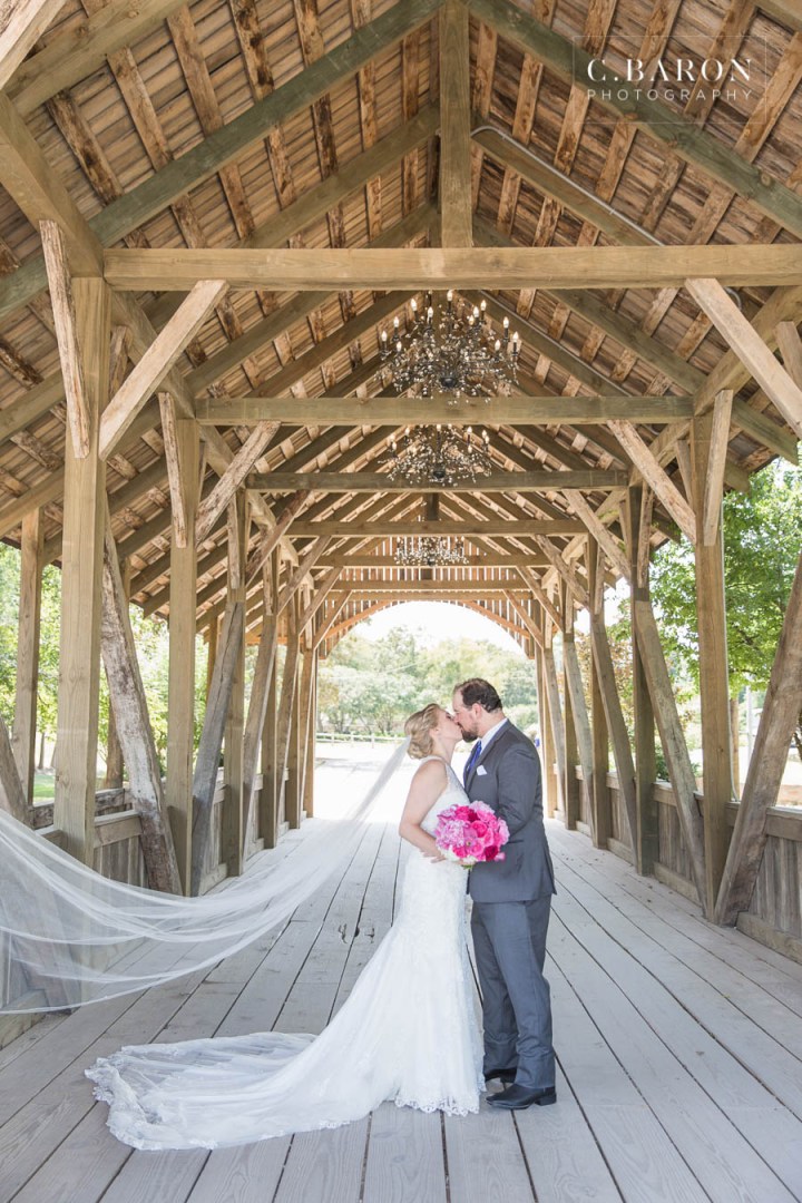 Fun Summer Wedding at Big Sky Barn in Montgomery Texas near Lake