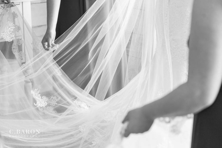 Fun Summer Wedding at Big Sky Barn in Montgomery Texas near Lake