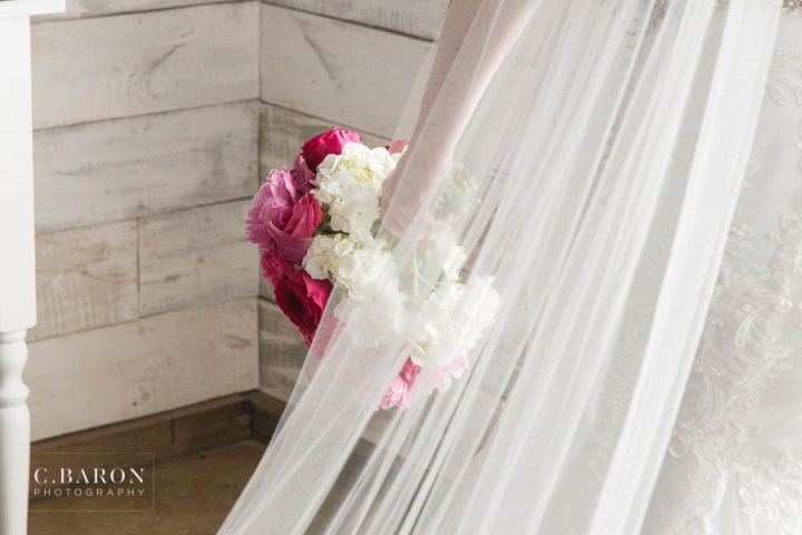 Fun Summer Wedding at Big Sky Barn in Montgomery Texas near Lake