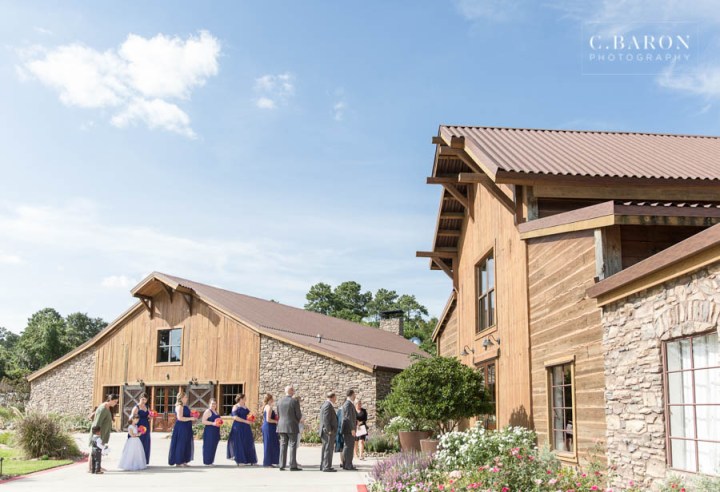 Fun Summer Wedding at Big Sky Barn in Montgomery Texas near Lake