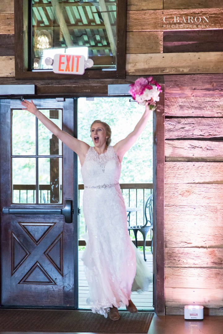 Fun Summer Wedding at Big Sky Barn in Montgomery Texas near Lake