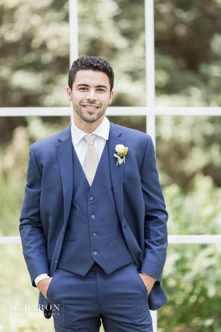 Gorgeous wedding editorial at Meekersmark near Houston Texas spo