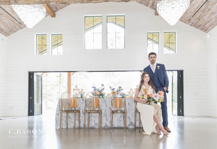 Gorgeous wedding editorial at Meekersmark near Houston Texas spo