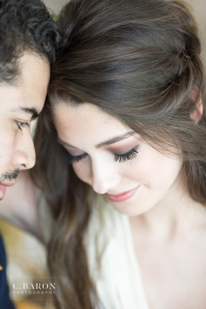 Gorgeous wedding editorial at Meekersmark near Houston Texas spo