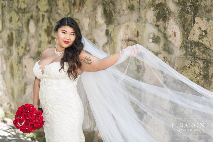 Pretty summer bridal session at Northwest Conference center in C